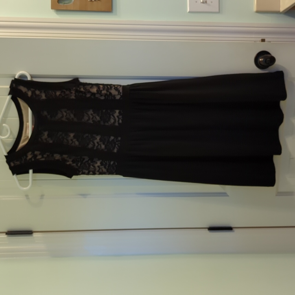Black and cream lace floral top dress